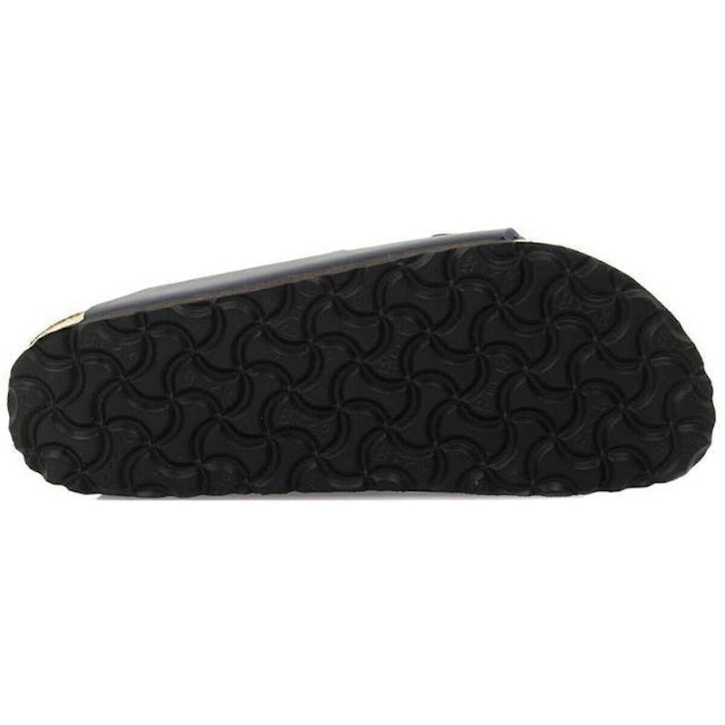 10. Birkenstock Arizona Sandals 2