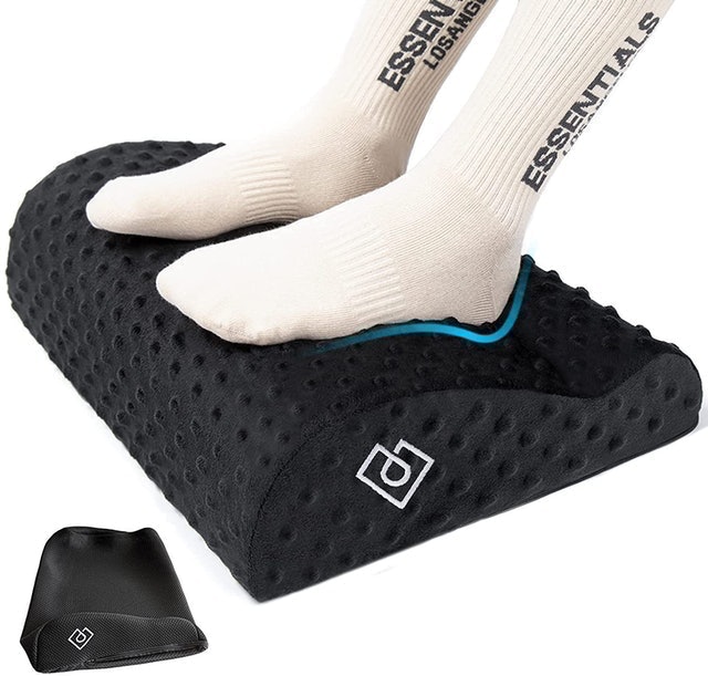 10 Best Footrests for Desks UK 2024 | Ergofoam, StrongTek and More 3