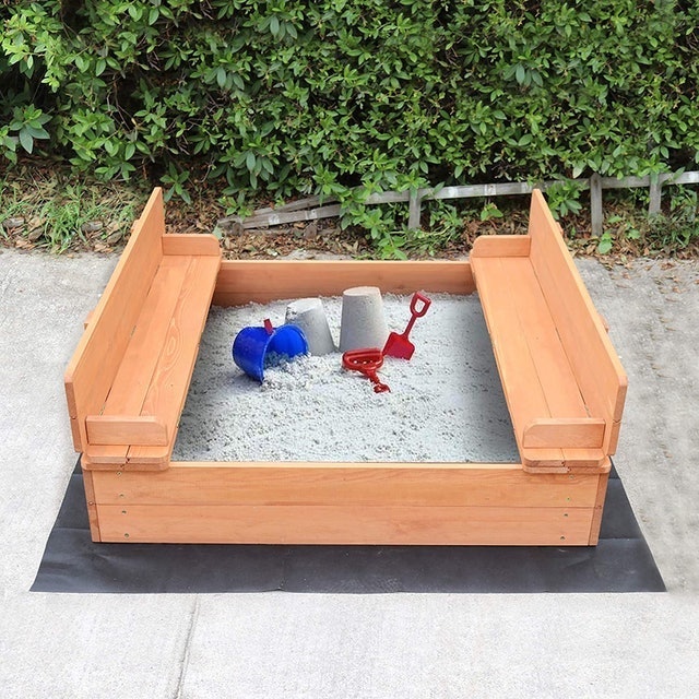 Children's Sand Pit With Seating and Cover 2