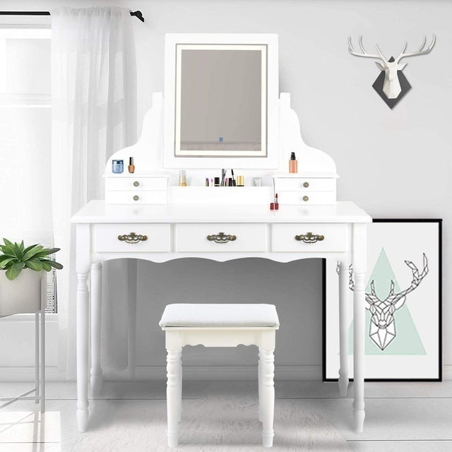 10 Best Dressing Tables UK 2024 | Argos, Vida Designs and More 3