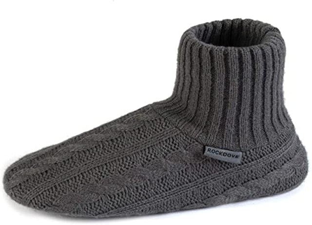 10 Best Slipper Socks UK 2024 | Heat Holders, Boardmans and More 1