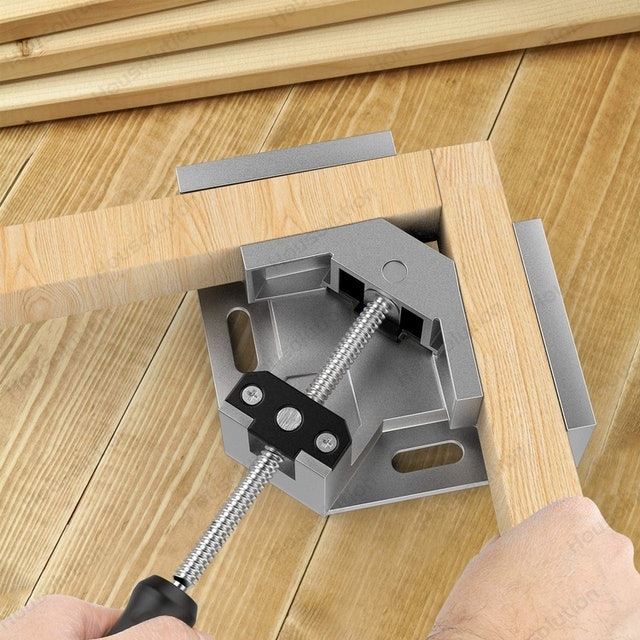 Right Angle Clamp 3