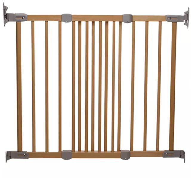 10 Best Dog Gates UK 2024 4