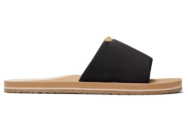 Carly Sandal 3