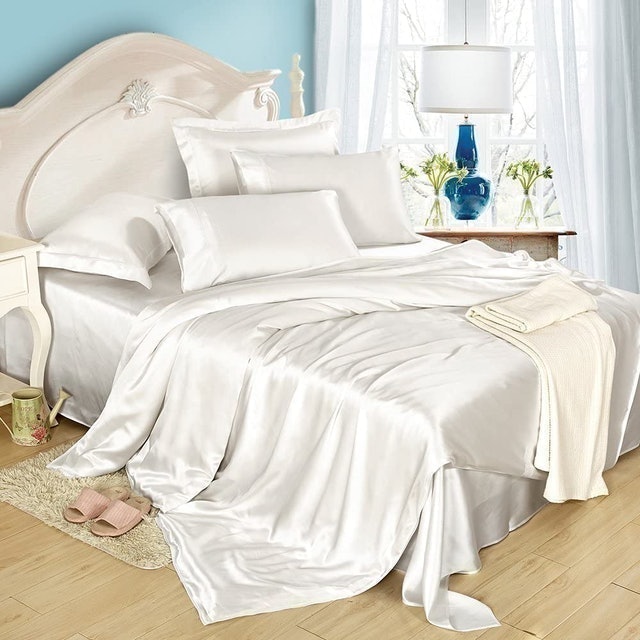Pure Mulberry Silk Bedding 1