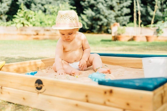 Store It Wooden Sand Pit 2