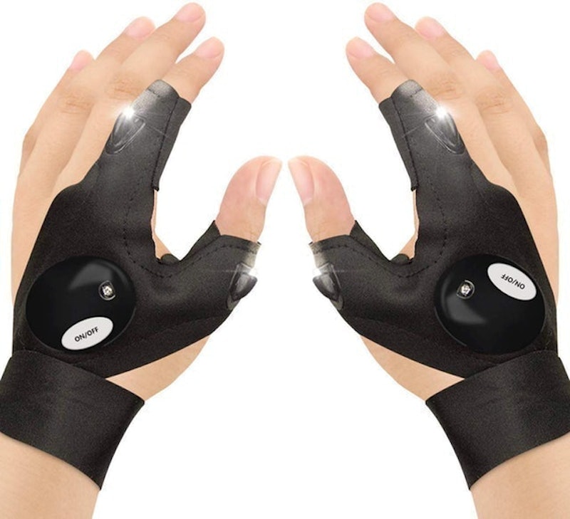 Outdoor Fishing Gloves With LED Flashlight 1
