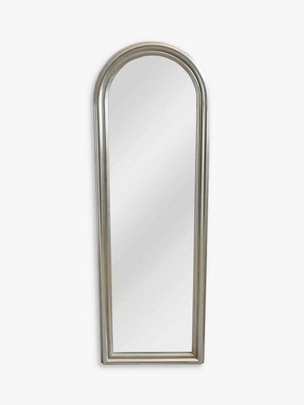 Full-Length Ribbed Hall Mirror 1