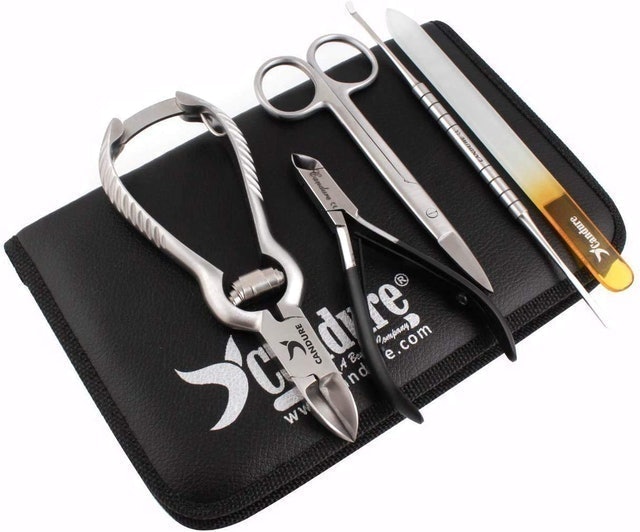 Manicure and Pedicure Kit 1