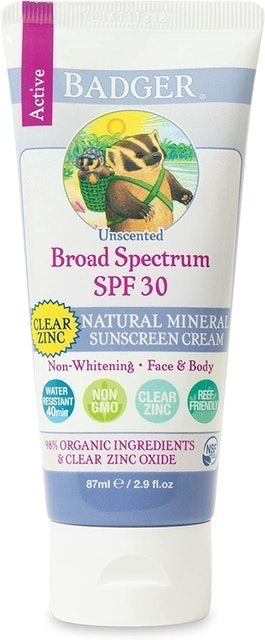 10 Best Mineral Sunscreens 2024 | UK Dermatologist Reviewed 3