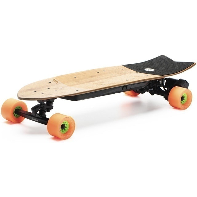 5 Best Electric Skateboards UK 2024 | Evolve, Onewheel and More 3
