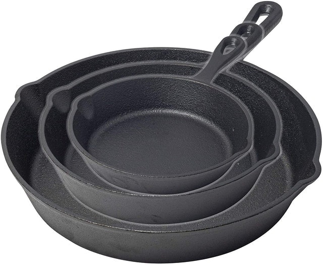 3-Piece Cast Iron Skillet Set 1