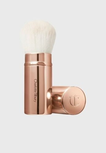 10 Best Bronzer Brushes 2024 | UK Makeup Artist Reviewed 5