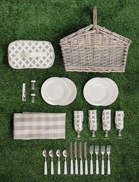 Wicker Hamper, Round Top Hut Design  3