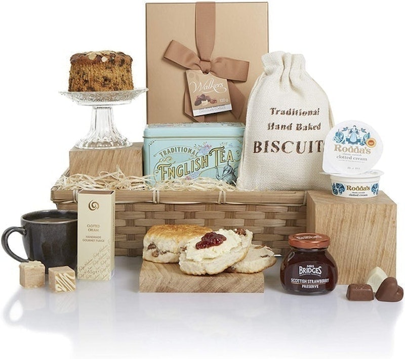 Luxury Cream Tea Hamper 1