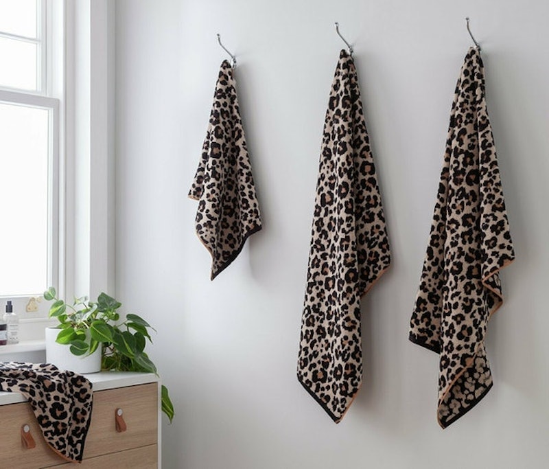 Home Leopard Print 4 Piece Towel Bale 3