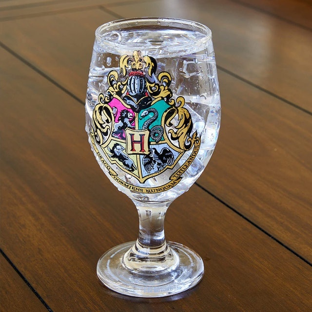 Hogwarts Crest Colour Change Tumbler 2