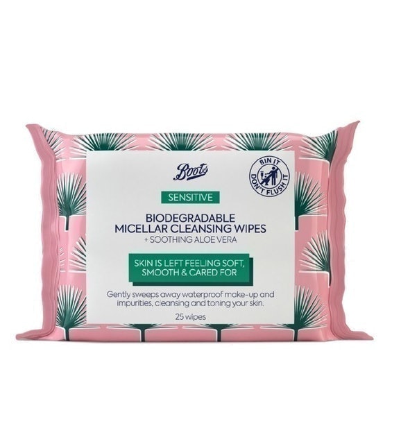 10 Best Biodegradable Makeup Wipes UK 2024 | Nivea, Simple, and More 5