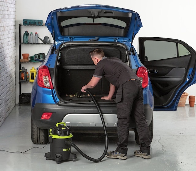 16 Litre Wet and Dry Vacuum Cleaner 2