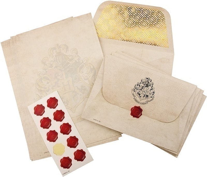 Harry Potter Hogwarts Letter Writing Kit 1