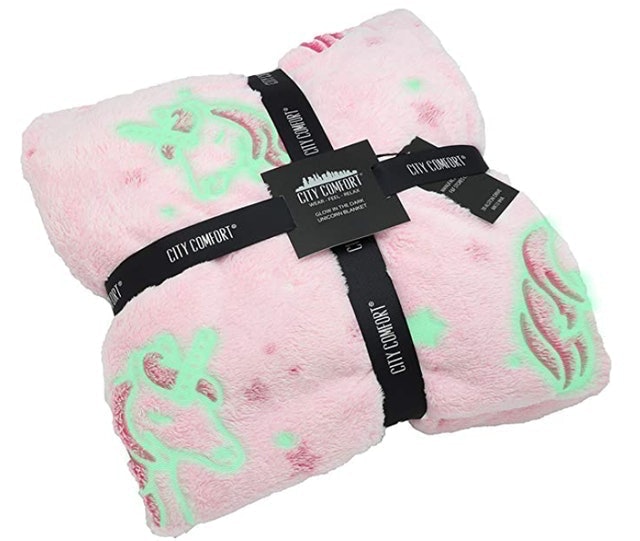 Glow in Dark Unicorn Blanket 1