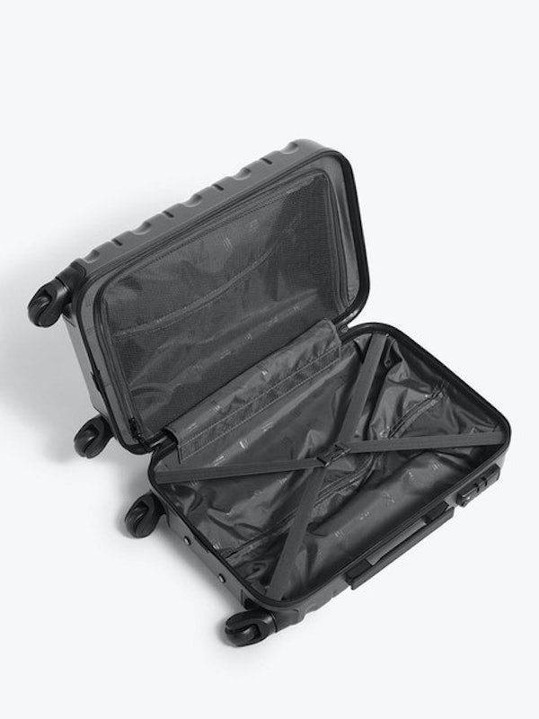 Girona Cabin Case 3
