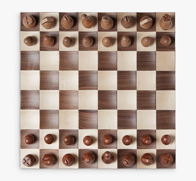 Wobble Wood Chess Set 3