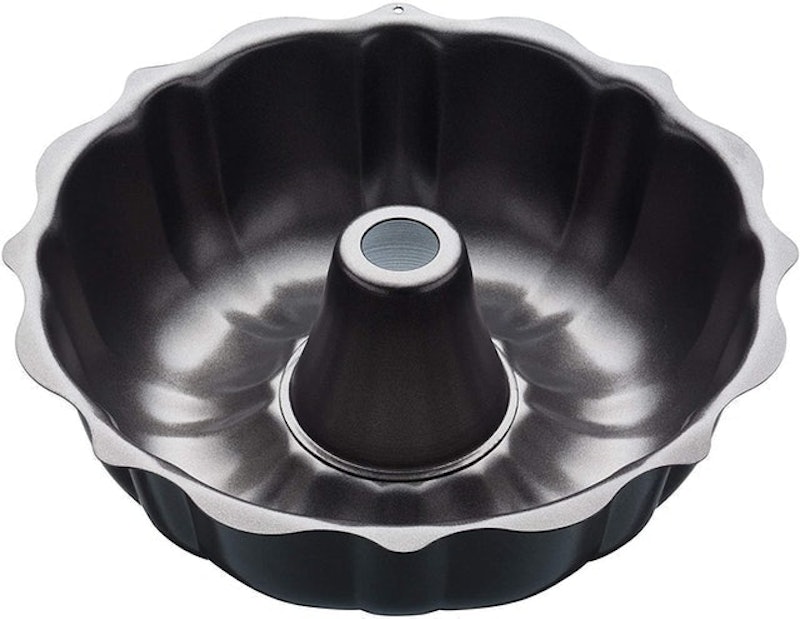 Non-Stick Fluted Ring Cake Tin 1