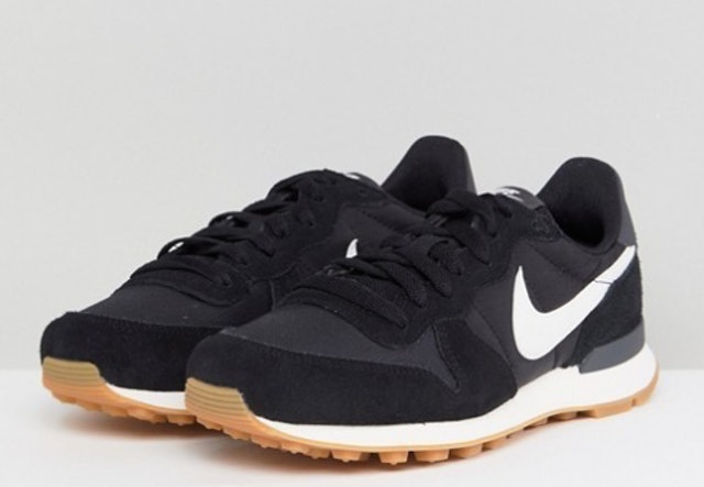 Black and White Internationalist Trainers 2