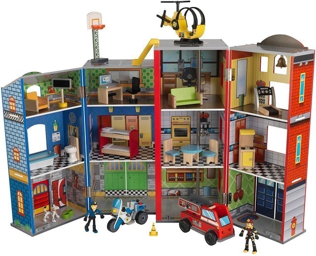 Everyday Heroes Wooden Play Set 1