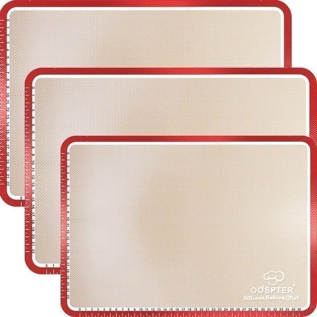 10 Best Silicone Baking Mats UK 2024 | Silpat, NoStick and More 3