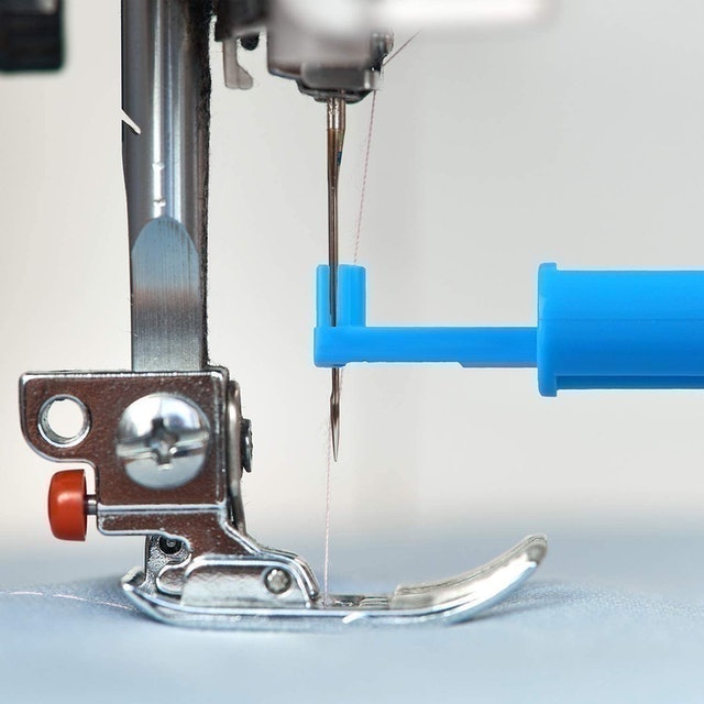 Sewing Machine Needle Threader  2
