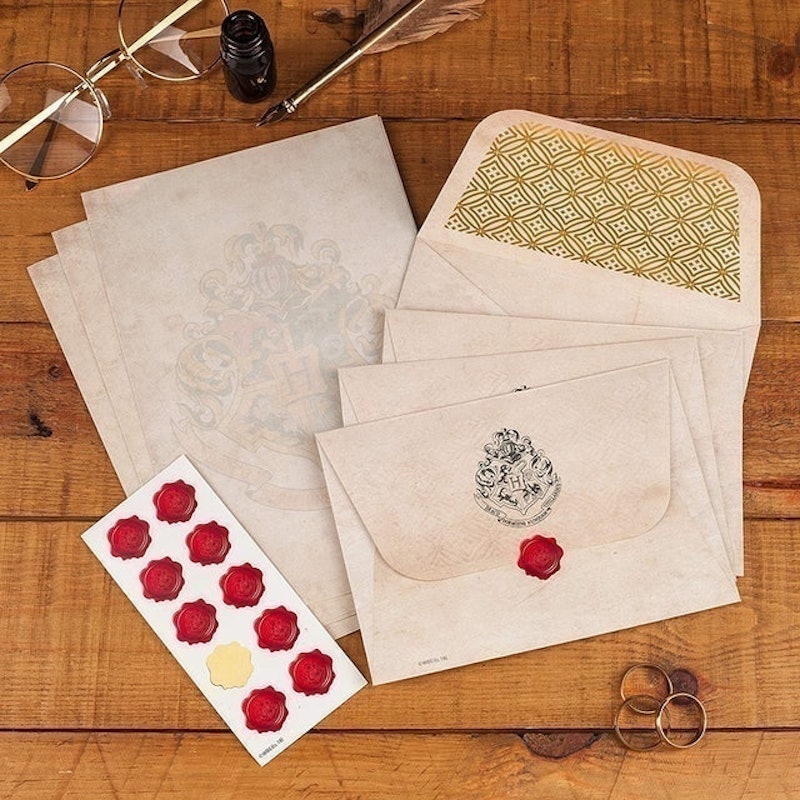Harry Potter Hogwarts Letter Writing Kit 3