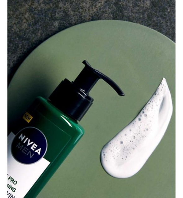 Sensitive Pro Ultra Calming Shaving Cream 2