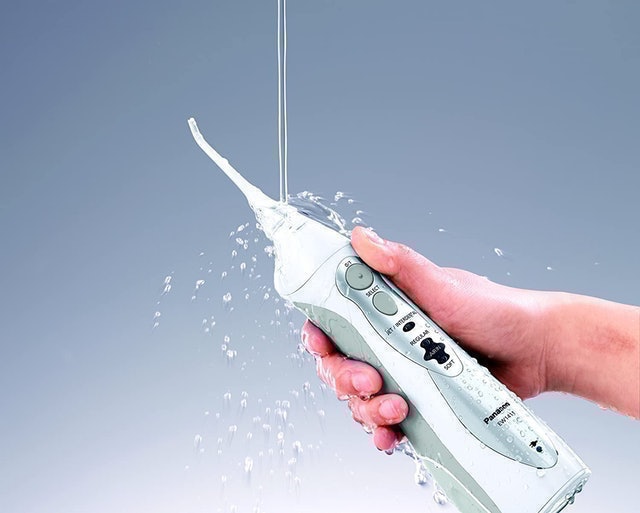 Rechargeable Dental Oral Irrigator 2