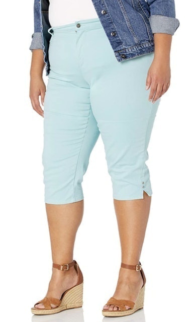 10 Best Petite Jeans for Women UK 2024 | ASOS DESIGN, Levi's, and More 4