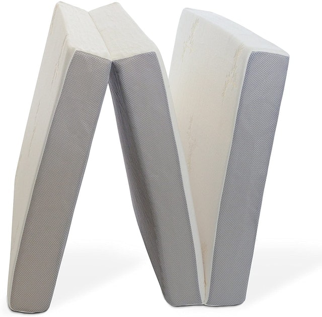 Thick Memory Foam Tri-Folding Mattress 2