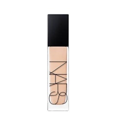 Natural Radiant Longwear Foundation
