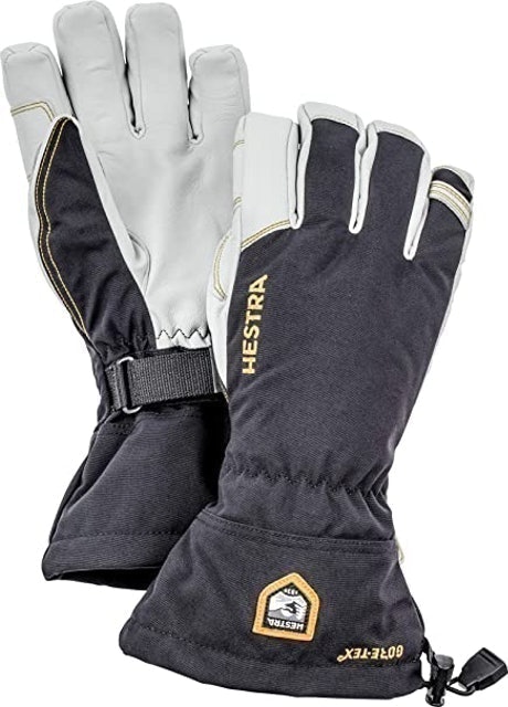 10 Best Ski Gloves UK 2024 | Hestra, The North Face, and More 4