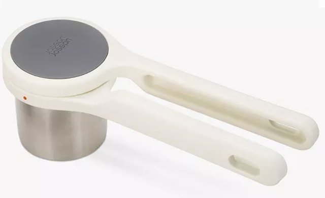 10 Best Potato Ricers UK 2024 | Joseph Joseph, Argos Home and More 1