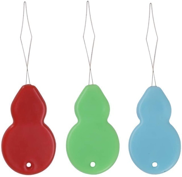 10 Best Needle Threaders UK 2024 | Hemline, Prym and More 5