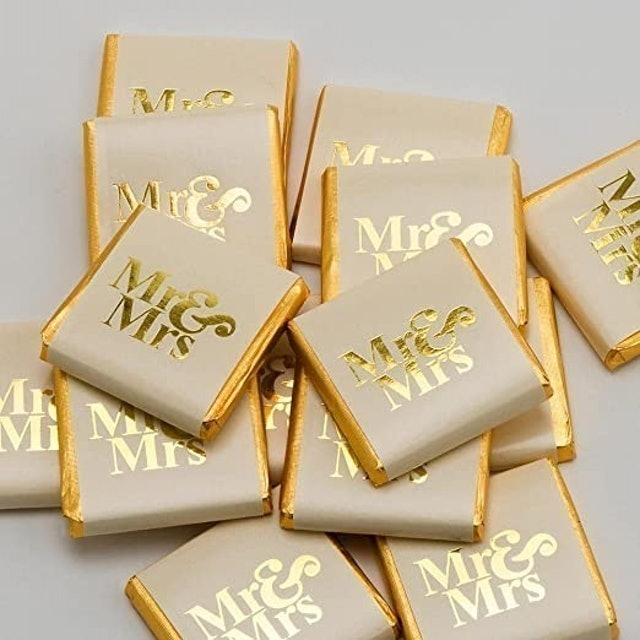Gold Mr & Mrs Wedding Chocolate  1