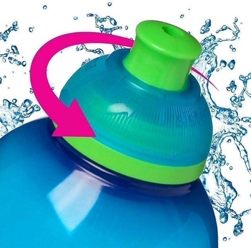 Twist 'n' Sip Bottle 2