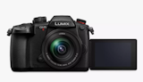 10 Best Vlogging Cameras for Beginners UK 2024 | Sony, Fujifilm and More 4