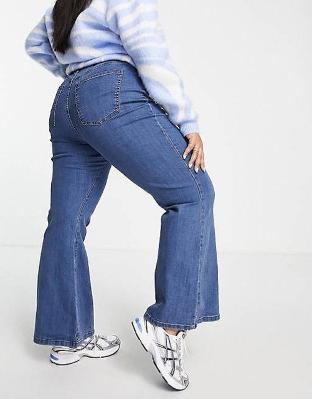 Cotton:On Curve Stretch Flare Jeans 1