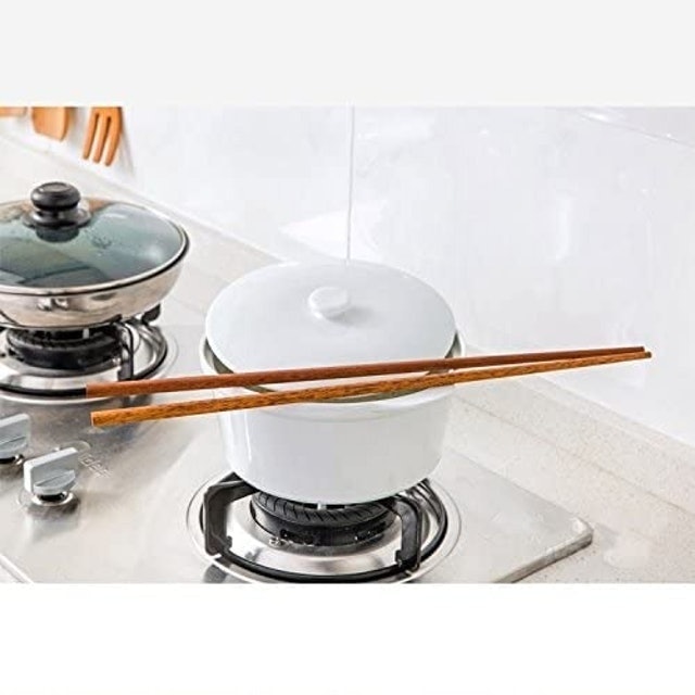 Long Chinese Chopsticks for Hot Pot 2