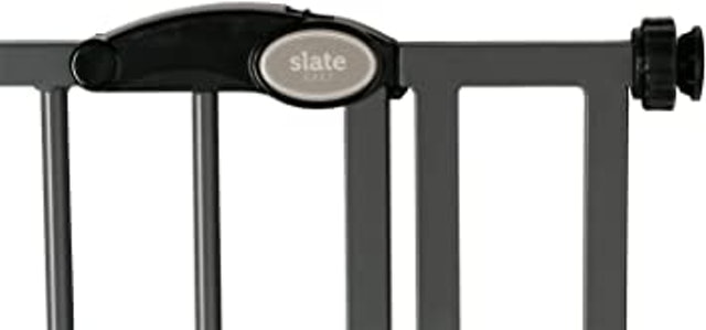 Close Pet Gate 3