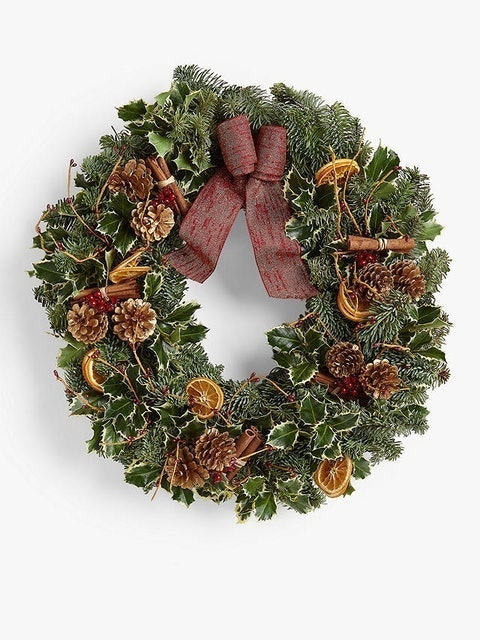 The Best Christmas Wreaths UK 2024 5