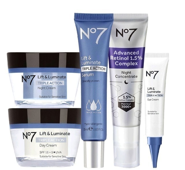  Lift & Luminate Triple Action Complete Retinol Regime 1