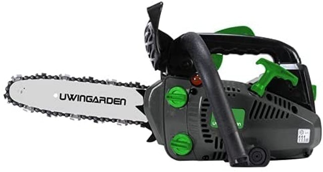 10 Best Chainsaws UK | Husqvarna DeWalt and More 4